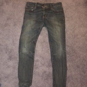 Women’s skinny jeans